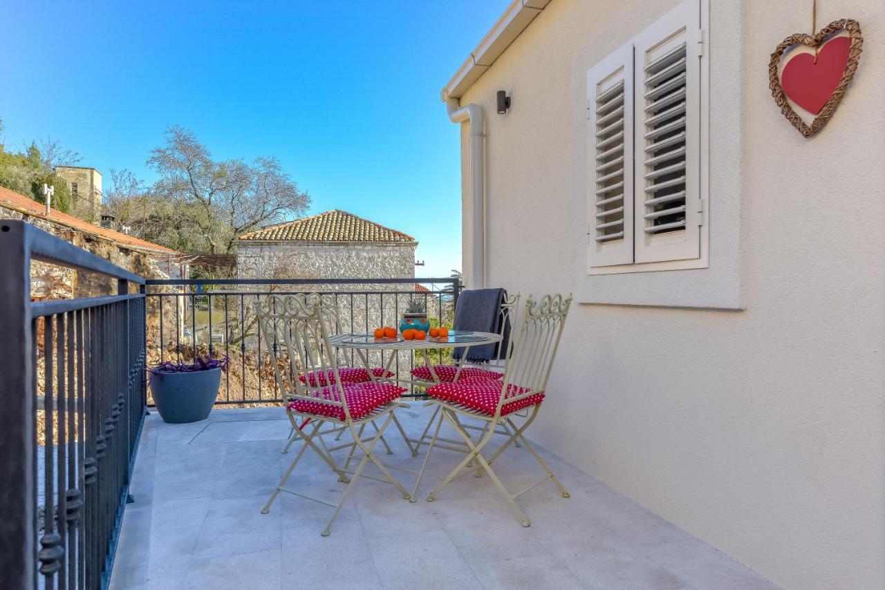 Jully Apartment With Swimming Pool Babino Polje Εξωτερικό φωτογραφία